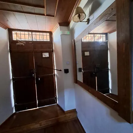 Xinovrissi Apts & Pool Xinovrisi