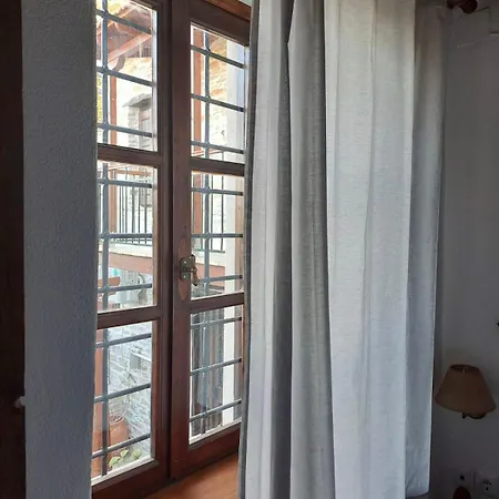 Tsagarakis & Pool, Xinovrissi Pelion Apartment *