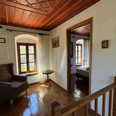 Tsagarakis & Pool, Xinovrissi Pelion * Xinovrisi