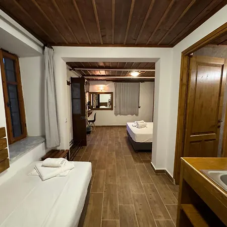 Tsagarakis & Pool, Xinovrissi Pelion Xinóvrisi