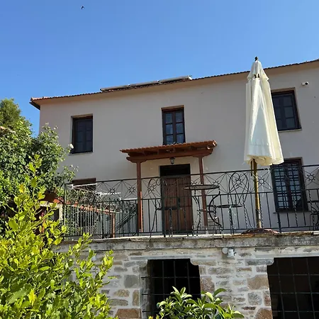 Tsagarakis & Pool, Xinovrissi Pelion *