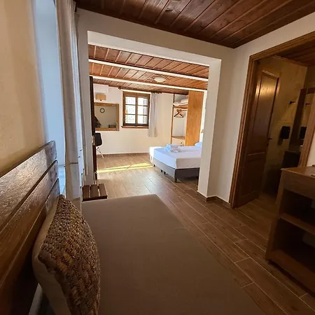Tsagarakis & Pool, Xinovrissi Pelion * Xinovrisi